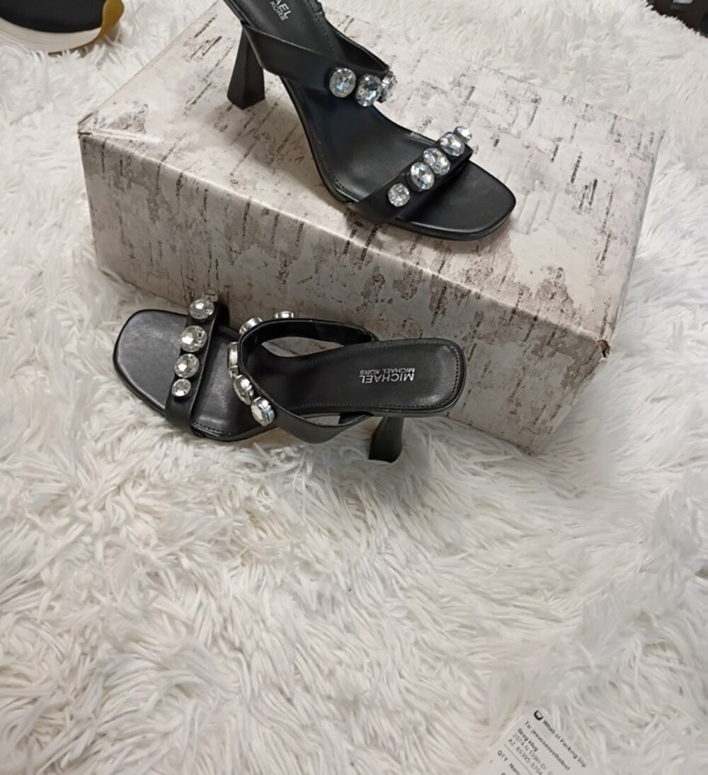 Michael Kors Clara Black Leather & Large Crystal Jeweled Slide Mules Sandals 7.5 - Picture 5 of 16